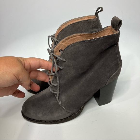 Seychelles Anthropologie Brand gray suede leather heel lace up booties size 9.5 - Picture 4 of 11
